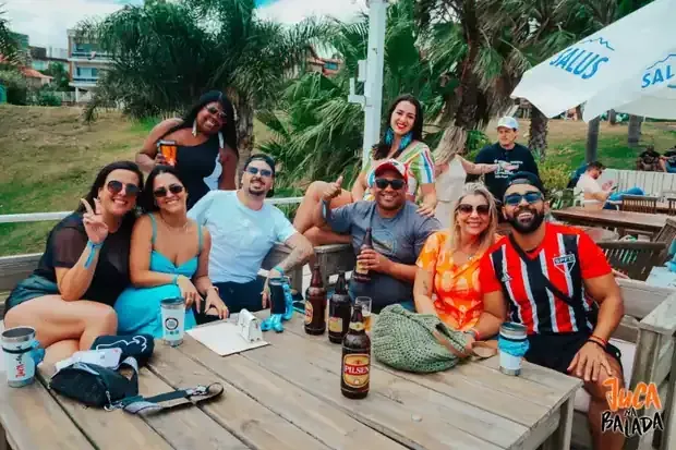 Grupo em Montevidéu durante a parada do navio